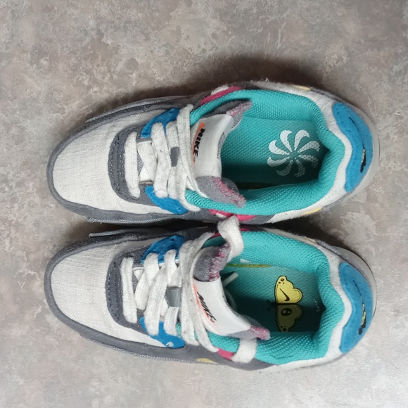 Gently used Nike air sprung for toddler girl size 11C - Picture 2 of 8